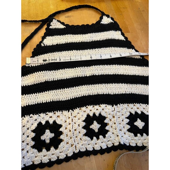Forever 21 Womens Medium Crocheted Granny Square Halter Top Tie Neck Cropped - Picture 4 of 7